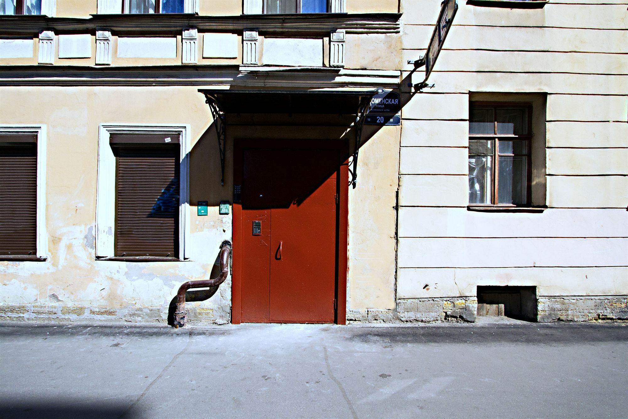 Stn Aparthotel On Kolomenskaya Saint Petersburg Exterior photo